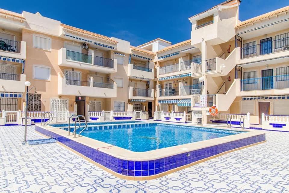 Ferienwohnung Raxi Torrevieja Exterior foto
